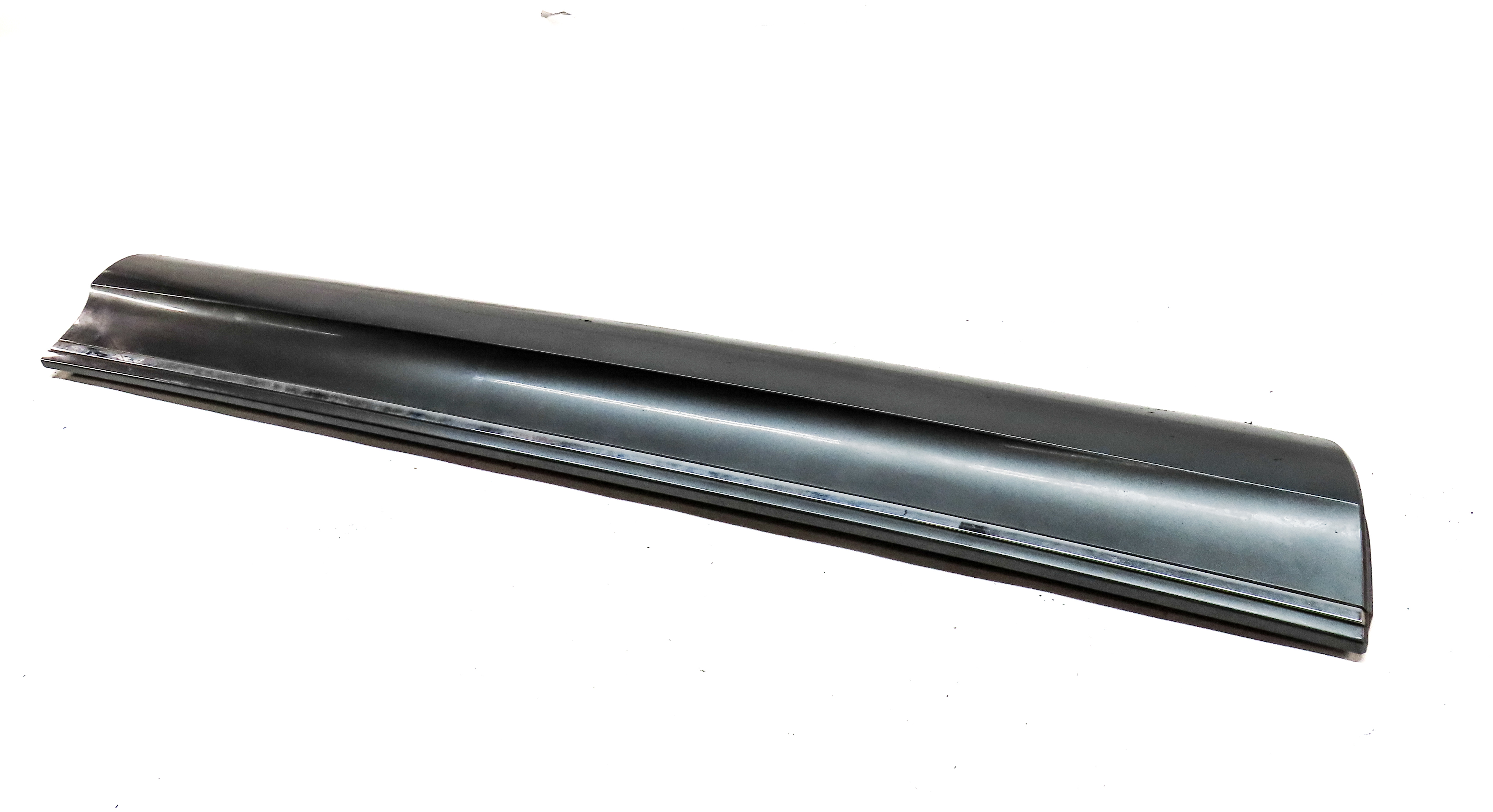 10-15 AUDI Q7 (4L) FRONT LEFT DRIVER LOWER EXTERIOR DOOR TRIM MOULDING (Gray) — exact item pictured
